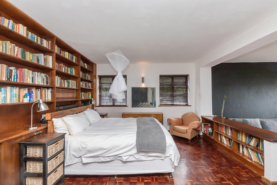 To Let 1 Bedroom Property for Rent in Green Point Western Cape